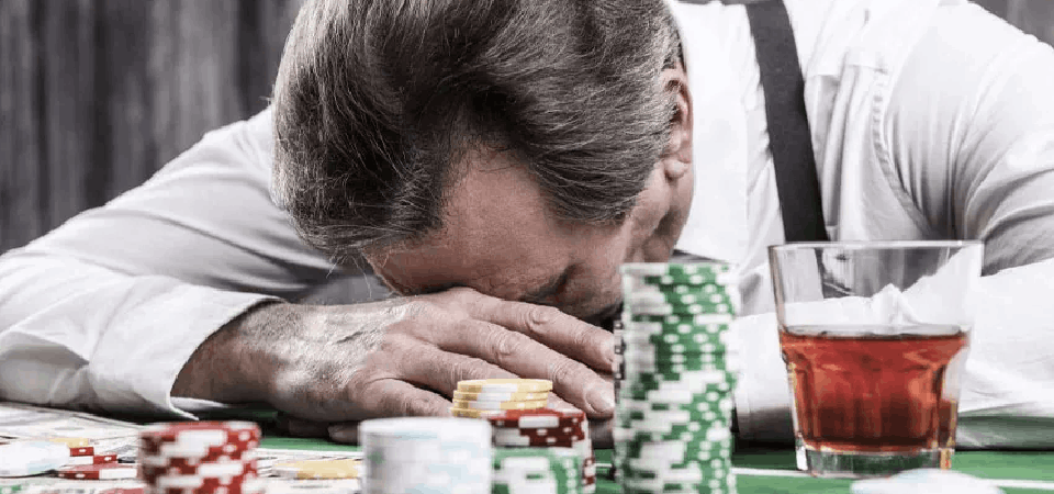First Responders’ High-Risk Jobs Linked to Increased Gambling Problems
